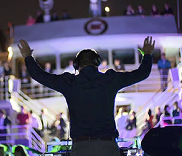 DJ sur le bateau